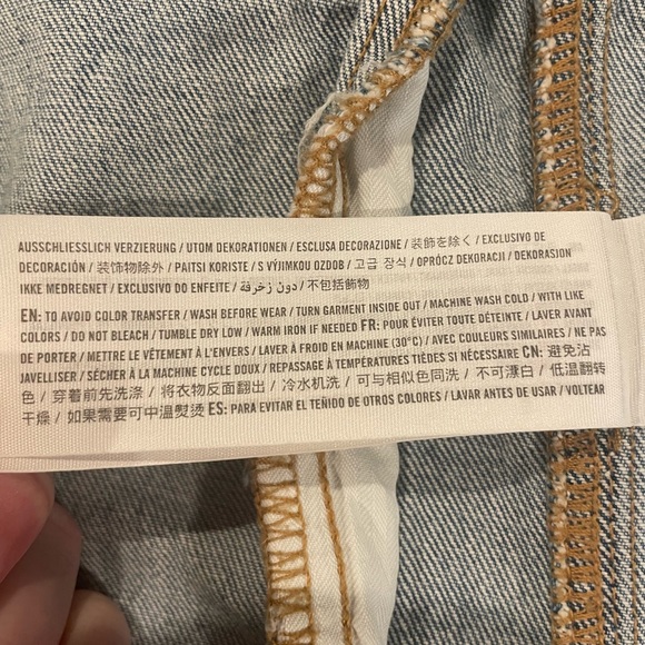 A&F Women’s Jean Jacket Size Small - Picture 5 of 5